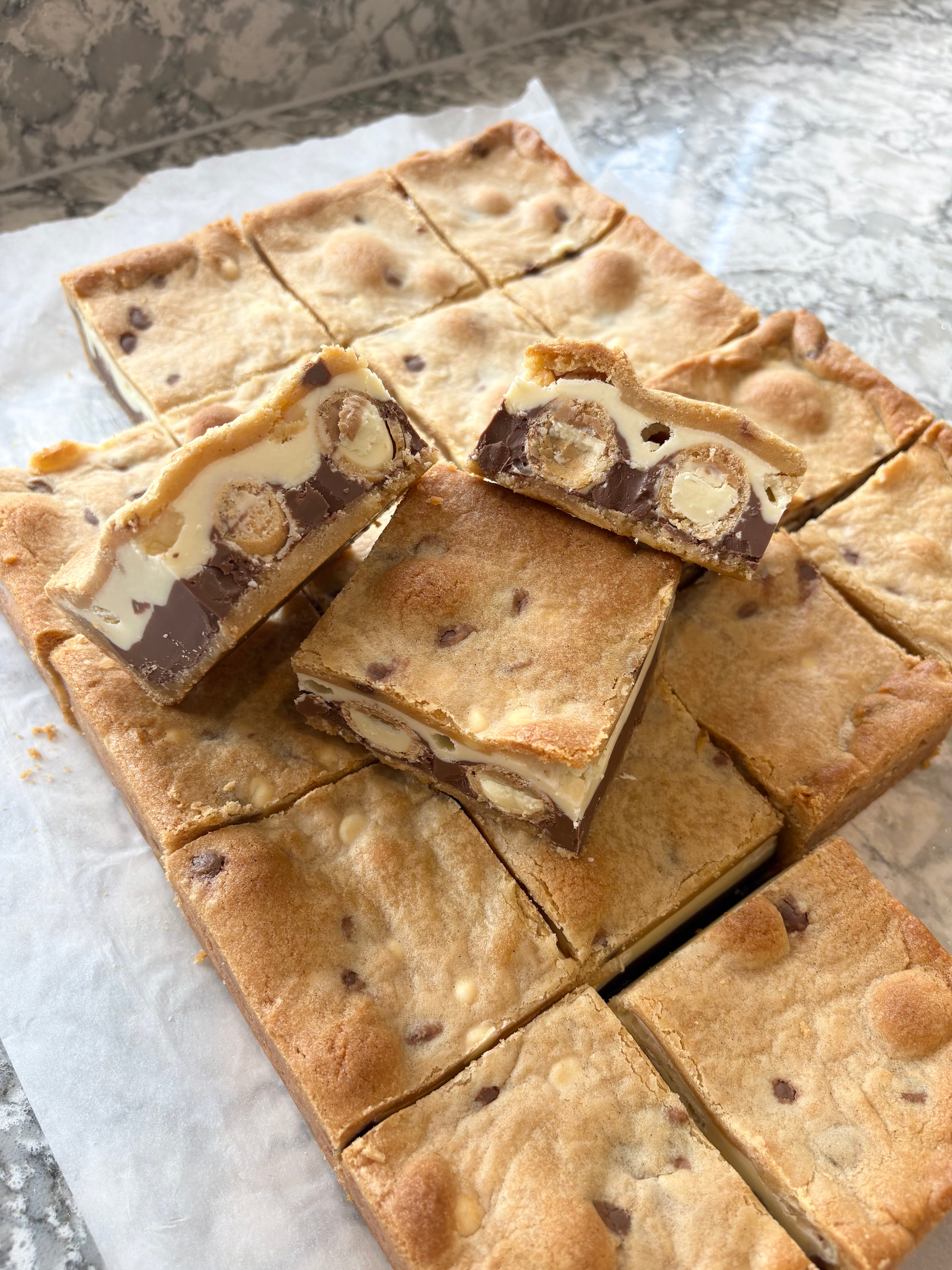 Kinder Hippo Cookie Pie Recipe by Lilly White Cakes
