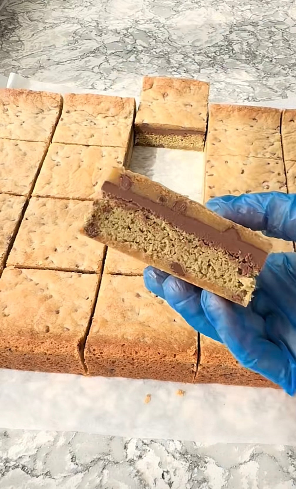 Pistachio Kunafa Cookie Pie Recipe