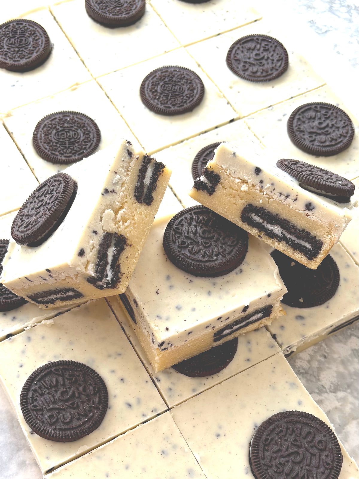 Oreo Blondie by Lilly White Cakes