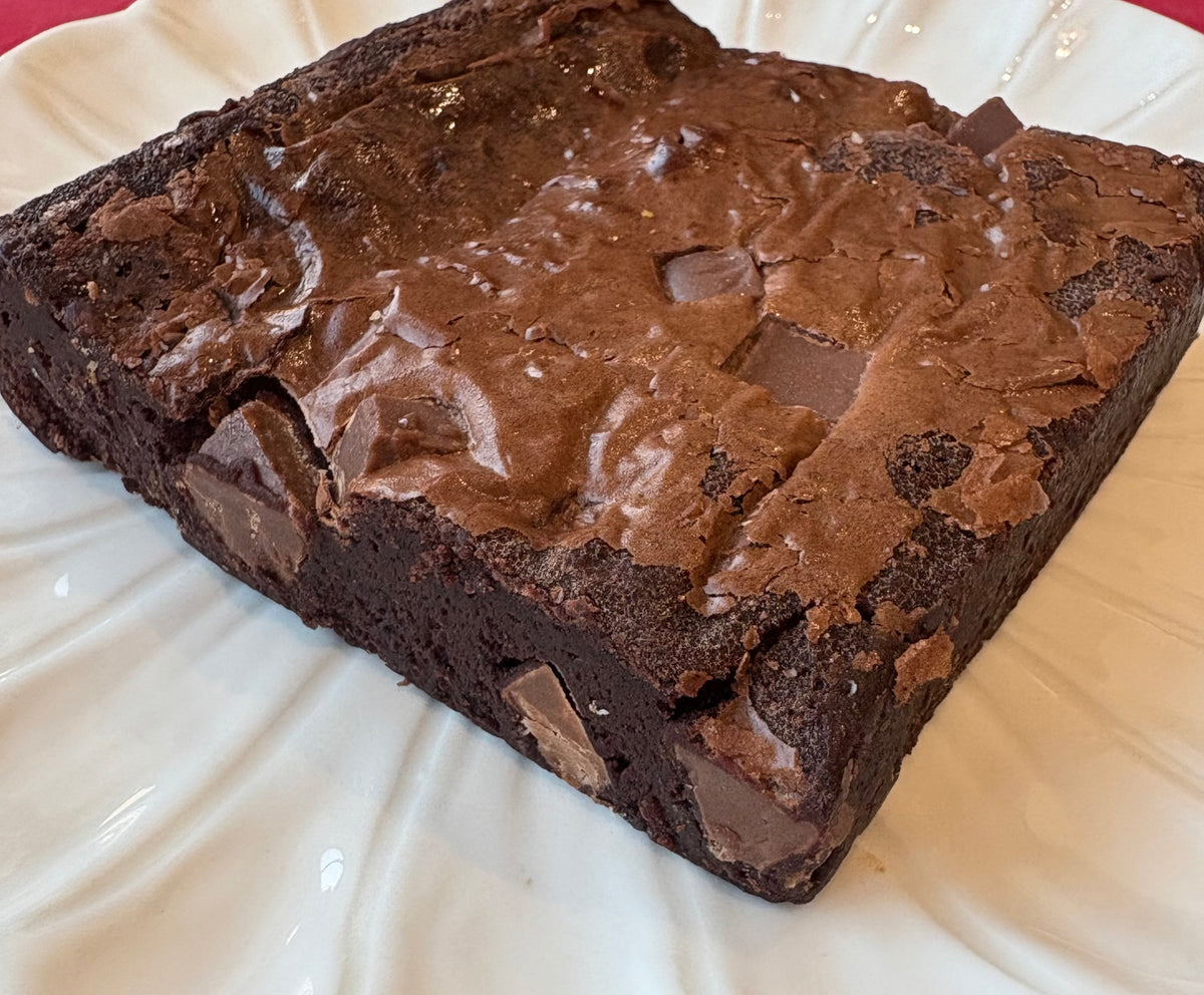 Choc chip brownie by Lilly White Cakes
